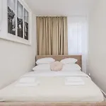 Grzybowska P&O Serviced Apartment